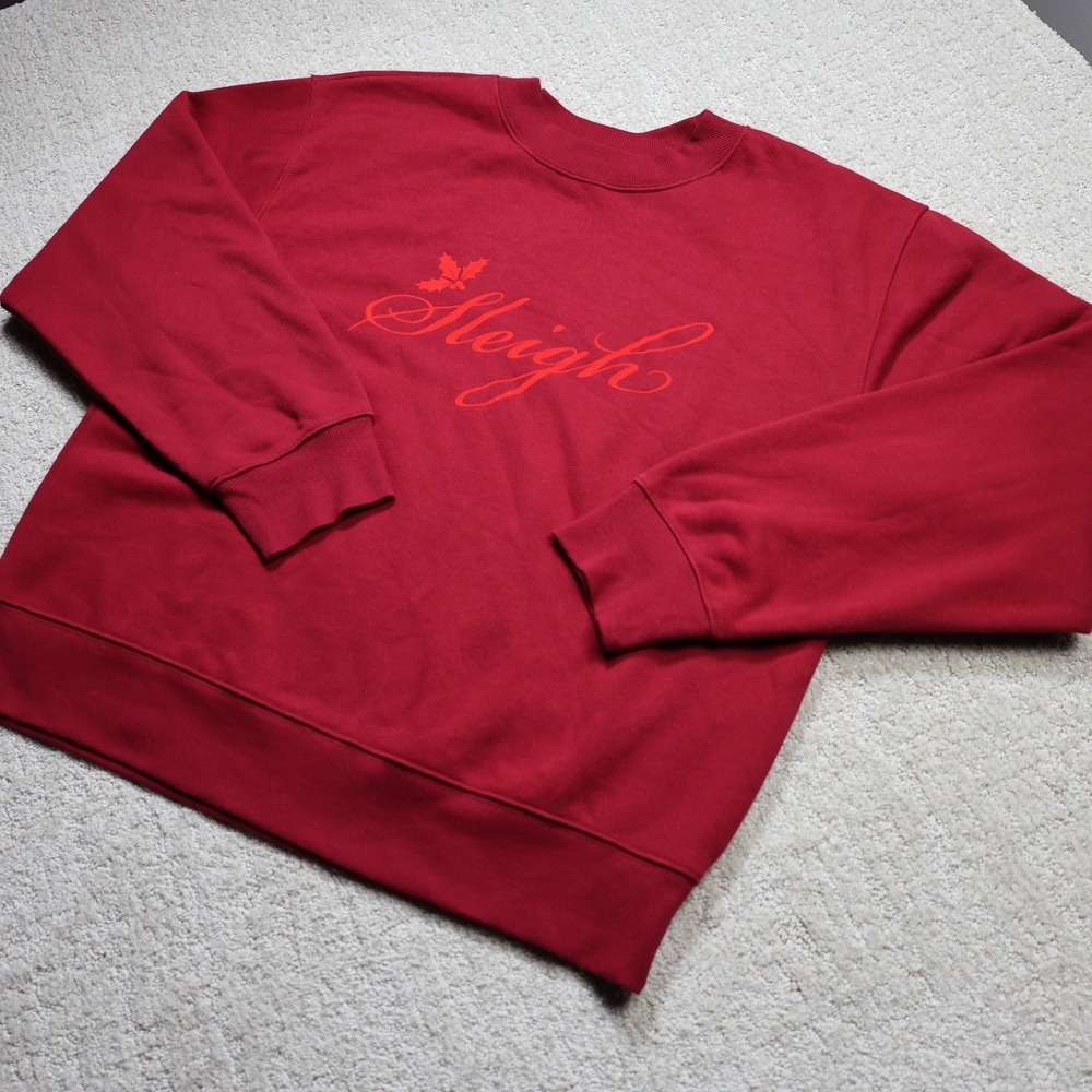 Universal Thread Women Maroon Red Sleigh Christmas Holiday Sweatshirt Medium NWT